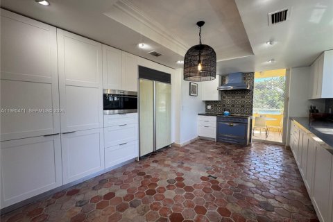 Condo in Key Biscayne, Florida, 3 bedrooms  № 2047378 - photo 8