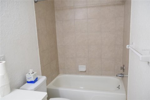 Снять в аренду кондоминиум в Альтамонте-Спрингс, Флорида 6 комнат, 93.09м2, № 1916804 - фото 21