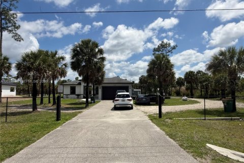 Casa en venta en Naples, Florida, 3 dormitorios № 2074467 - foto 3