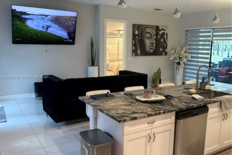 Casa en venta en Naples, Florida, 3 dormitorios № 2074467 - foto 9