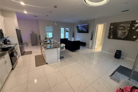 Casa en venta en Naples, Florida, 3 dormitorios № 2074467 - foto 7