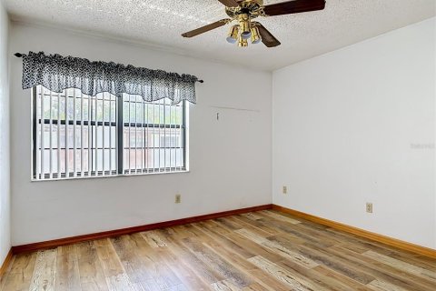 Condo in South Daytona, Florida, 3 bedrooms № 2167019 - photo 27