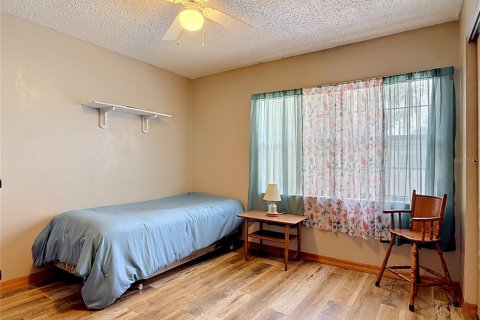 Condo in South Daytona, Florida, 3 bedrooms № 2167019 - photo 24