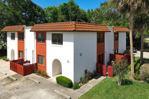 Condo in South Daytona, Florida, 3 bedrooms № 2167019 - photo 3