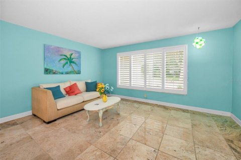 House in Clearwater, Florida 2 bedrooms, 125.14 sq.m. № 1686735 - photo 17