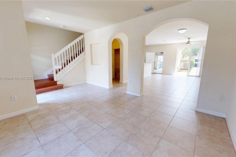 Touwnhouse à louer à Miami, Floride: 3 chambres, 161.65 m2 № 1920588 - photo 9