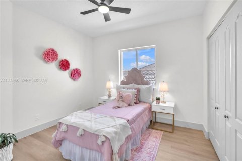 Villa ou maison à vendre à Doral, Floride: 4 chambres, 222.97 m2 № 2059635 - photo 14