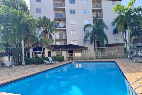 Copropriété à louer à Miami, Floride: 1 chambre, 62.8 m2 № 1970882 - photo 19