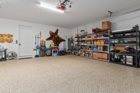 House in Port Charlotte, Florida 3 bedrooms, 198.25 sq.m. № 2417017 - photo 27