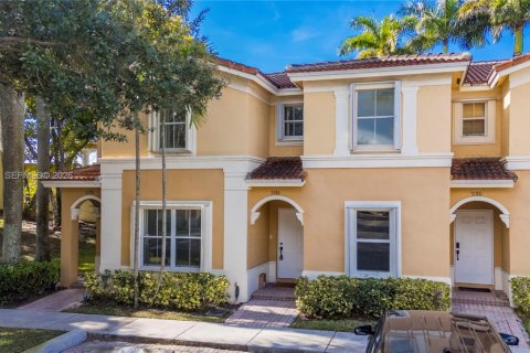 Touwnhouse à vendre à Miramar, Floride: 3 chambres, 117.99 m2 № 1999181 - photo 23