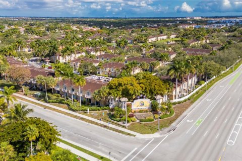 Touwnhouse à vendre à Miramar, Floride: 3 chambres, 117.99 m2 № 1999181 - photo 26