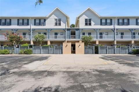 Condominio en Celebration, Florida, 2 dormitorios  № 2238049