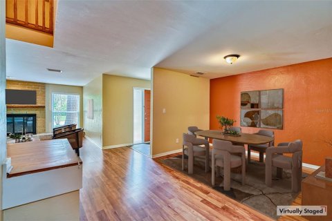 House in Gainesville, Florida 4 bedrooms, 229.84 sq.m. № 1852959 - photo 9