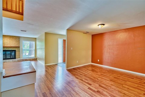 House in Gainesville, Florida 4 bedrooms, 229.84 sq.m. № 1852959 - photo 8
