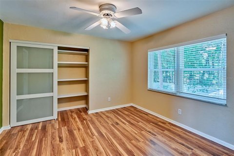House in Gainesville, Florida 4 bedrooms, 229.84 sq.m. № 1852959 - photo 29