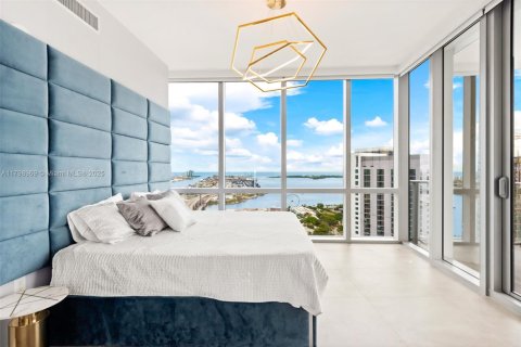 Condo in Miami, Florida, 4 bedrooms  № 1712601 - photo 10