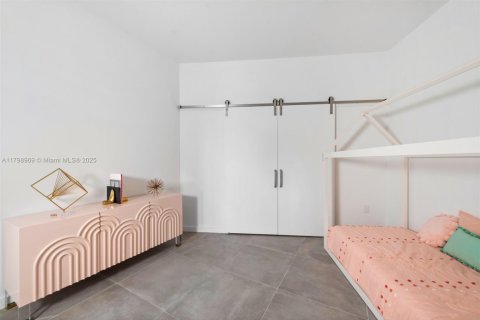 Condo in Miami, Florida, 4 bedrooms  № 1712601 - photo 22