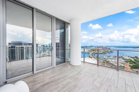 Condo in Miami, Florida, 4 bedrooms  № 1712601 - photo 8