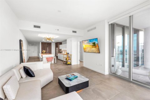 Condo in Miami, Florida, 4 bedrooms  № 1712601 - photo 6