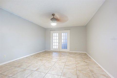 House in Brandon, Florida 4 bedrooms, 210.05 sq.m. № 2405331 - photo 18