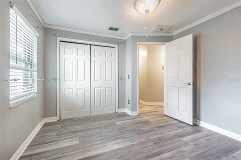 House in Brandon, Florida 4 bedrooms, 210.05 sq.m. № 2405331 - photo 24