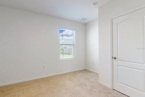 House in Davenport, Florida 5 bedrooms, 234.3 sq.m. № 1856331 - photo 15