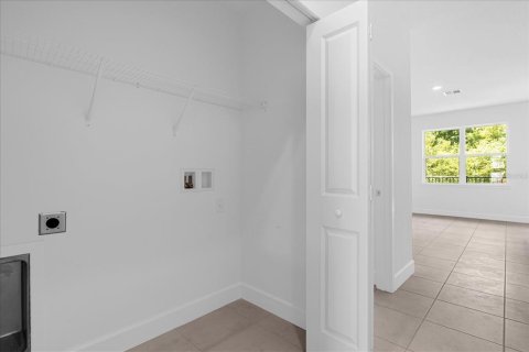 Adosado en alquiler en Sanford, Florida, 3 dormitorios, 137.12 m2 № 1843550 - foto 11