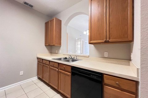 Condo in Orlando, Florida, 3 bedrooms № 2258806 - photo 4