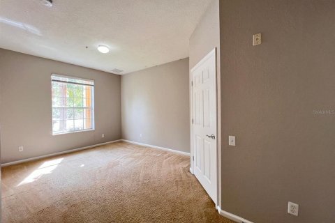 Condo in Orlando, Florida, 3 bedrooms № 2258806 - photo 10