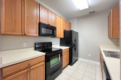 Condo in Orlando, Florida, 3 bedrooms № 2258806 - photo 3