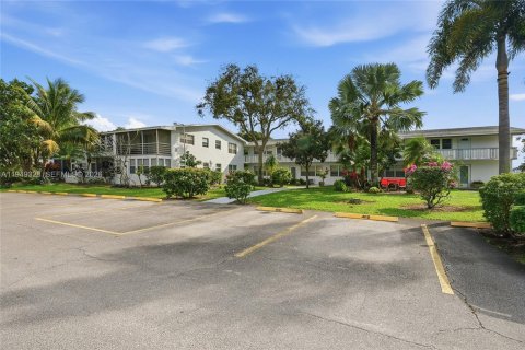 Condo in West Palm Beach, Florida, 1 bedroom  № 2008657