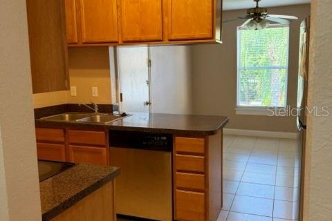 Condominio en venta en Winter Park, Florida, 1 dormitorio, 73.67 m2 № 2399294 - foto 3