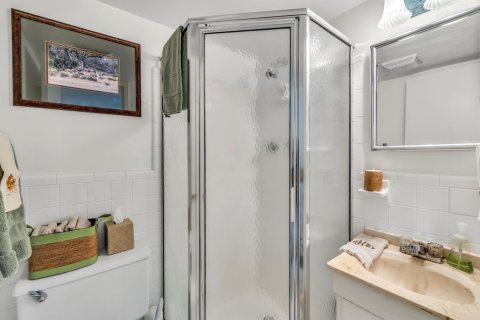 Copropriété à vendre à Palm Beach, Floride: 2 chambres, 91.97 m2 № 2394757 - photo 16