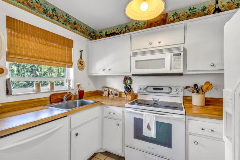 Copropriété à vendre à Palm Beach, Floride: 2 chambres, 91.97 m2 № 2394757 - photo 2