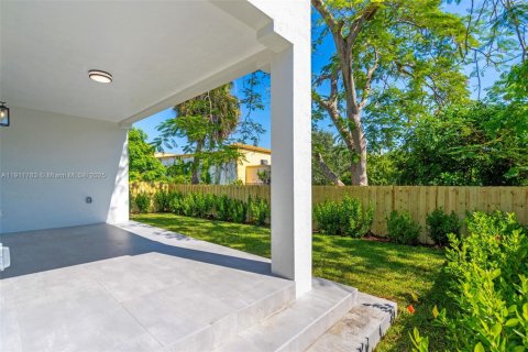 Villa ou maison à vendre à West Palm Beach, Floride: 3 chambres № 1969206 - photo 30