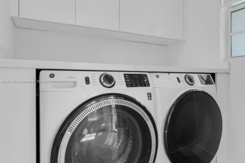 Villa ou maison à vendre à West Palm Beach, Floride: 3 chambres № 1969206 - photo 13