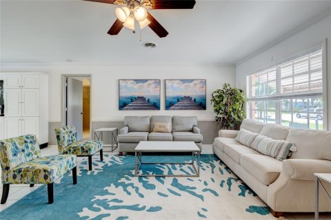 Casa en alquiler en Rotonda, Florida, 4 dormitorios, 168.99 m2 № 1540314 - foto 2