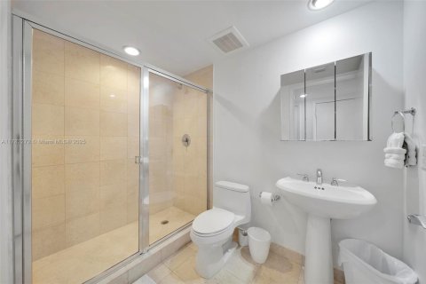 Copropriété à louer à Hallandale Beach, Floride: 3 chambres, 161 m2 № 1627895 - photo 27