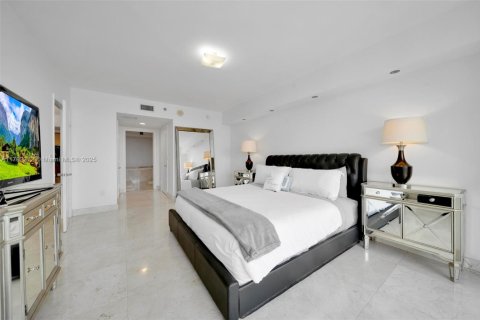 Copropriété à louer à Hallandale Beach, Floride: 3 chambres, 161 m2 № 1627895 - photo 22