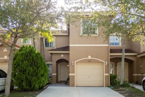 Adosado en venta en Cutler Bay, Florida, 3 dormitorios, 120.31 m2 № 1923024 - foto 5