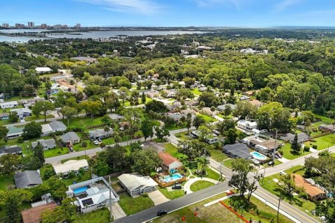 Купить виллу или дом в Порт-Оранж, Флорида 9 комнат, 149.39м2, № 1915898 - фото 25