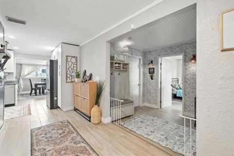 Купить виллу или дом в Порт-Оранж, Флорида 9 комнат, 149.39м2, № 1915898 - фото 4