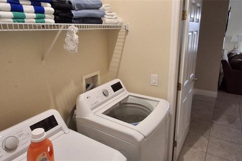 Casa en alquiler en Davenport, Florida, 5 dormitorios, 231.05 m2 № 1789166 - foto 12