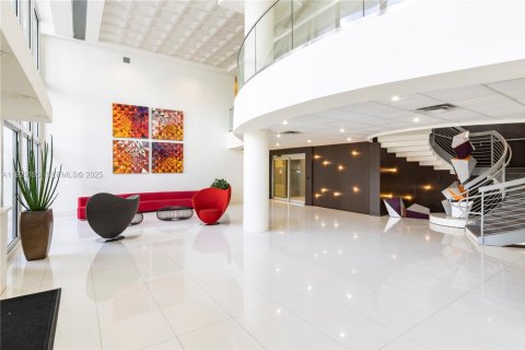 Снять в аренду кондоминиум в Майами-Бич, Флорида 1 спальня, 76.55м2, № 1989664 - фото 26