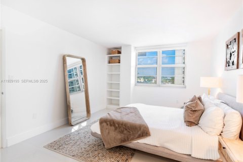 Снять в аренду кондоминиум в Майами-Бич, Флорида 1 спальня, 76.55м2, № 1989664 - фото 10