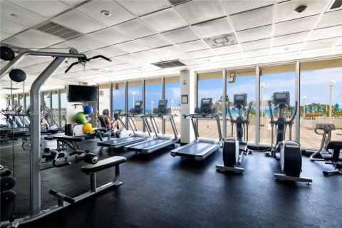 Снять в аренду кондоминиум в Майами-Бич, Флорида 1 спальня, 76.55м2, № 1989664 - фото 29