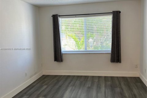 Copropriété à louer à Miami, Floride: 1 chambre, 66.15 m2 № 2394887 - photo 6