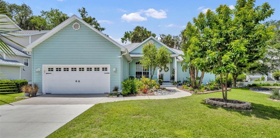 Casa en DeBary, Florida 4 dormitorios, 256.6 m2 № 1778358