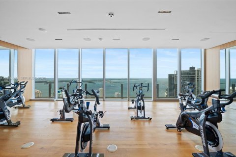 Condo in Miami, Florida, 1 bedroom № 2401320 - photo 22