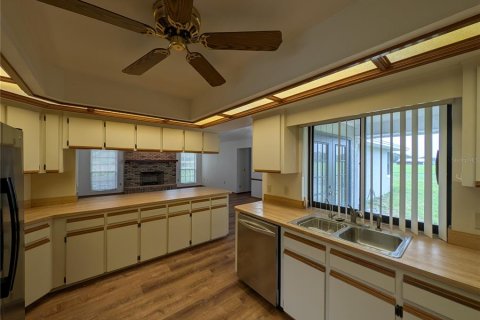 House in Plant City, Florida 4 bedrooms, 229.28 sq.m. № 1846939 - photo 18